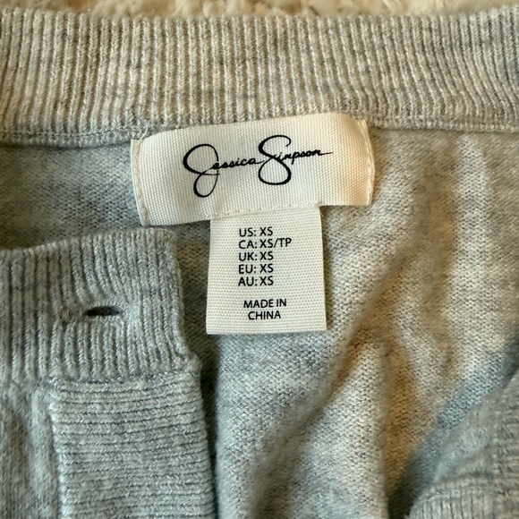 Jessica Simpson Gray Women's Sweater - Picture 3 of 3